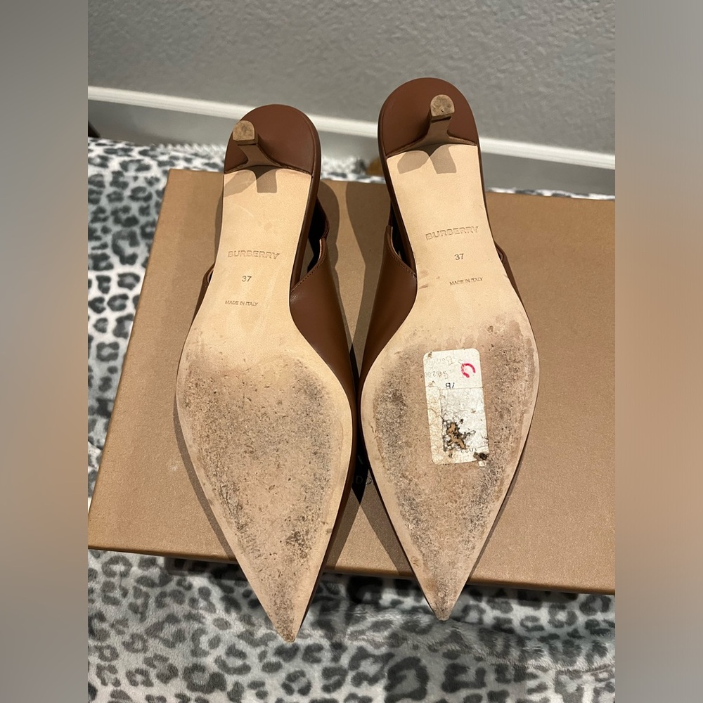 Burberry kitten heels - Picture 9 of 11